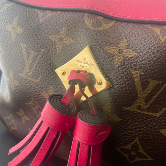 Louis Vuitton | Empreinte Saintonge Bag - Picture 3 of 12